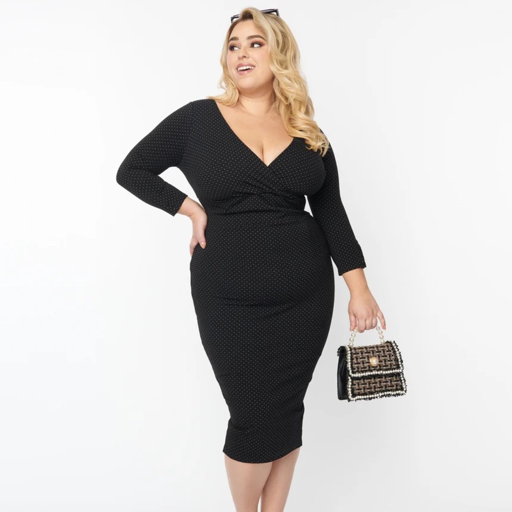 Unique Vintage Plus Size Black Textured & Pin Dot Lyddie Wiggle Dress